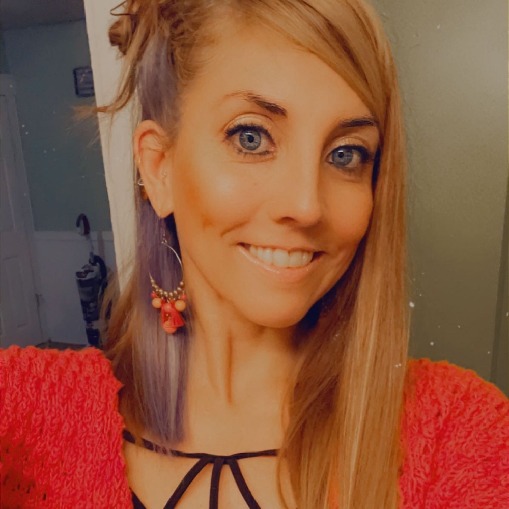 Meet your Posher, Jacqueline